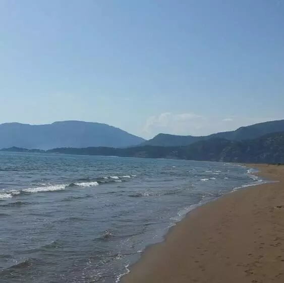 Aamiaismajoitus (B&B) Sirman Suite Boutique