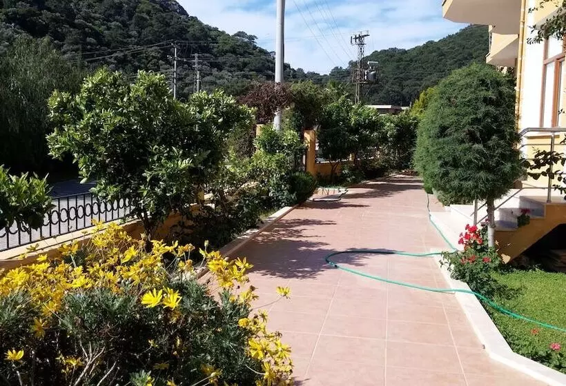 Aamiaismajoitus (B&B) Sirman Suite Boutique