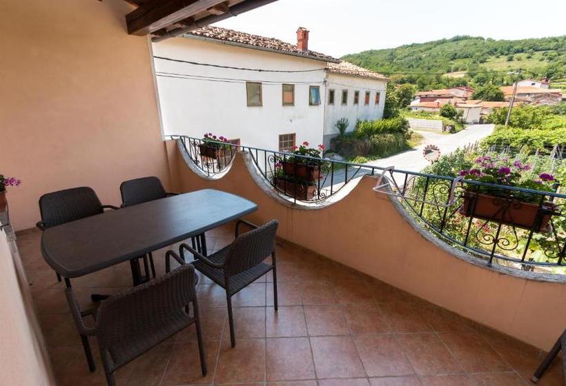 تختخواب و صبحانه Sobe In Apartma Pilih