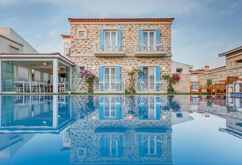 住宿加早餐  Alaçati Vi̇llaperi̇ Butik Otel