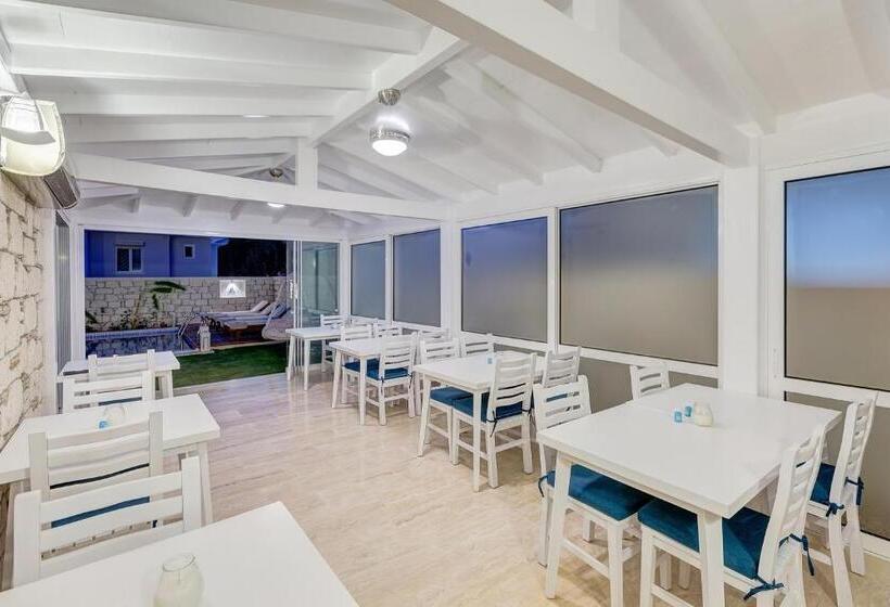 住宿加早餐  Alaçati Vi̇llaperi̇ Butik Otel