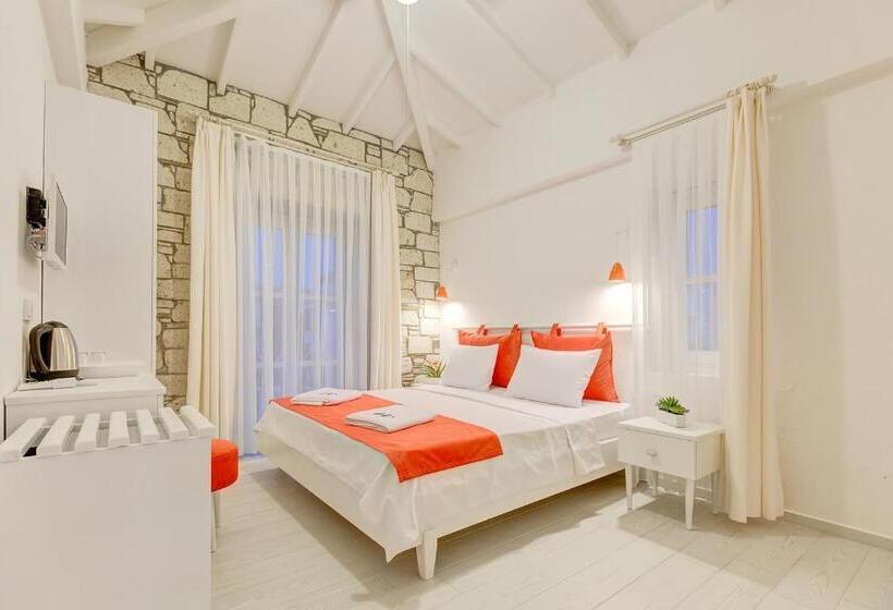 住宿加早餐  Alaçati Vi̇llaperi̇ Butik Otel