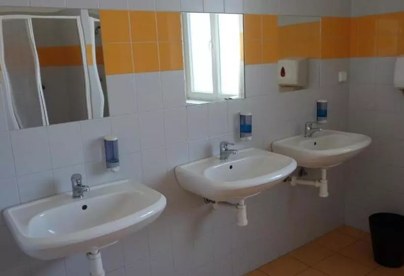 Hostel Bernarda Bolzana