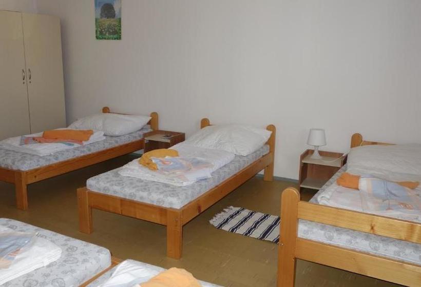 Hostel Bernarda Bolzana