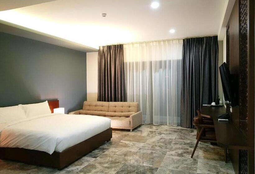 هتل Mojo Boutique