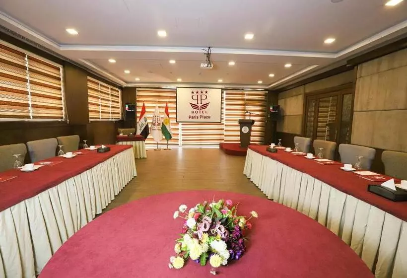 هتل Paris Plaza