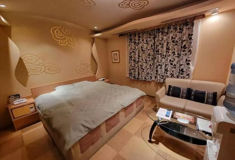 هتل 月のあかり