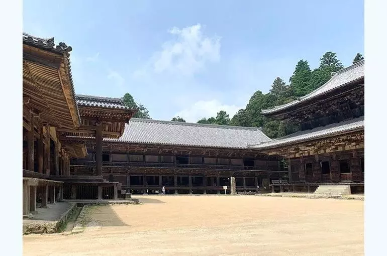 هتل 月のあかり