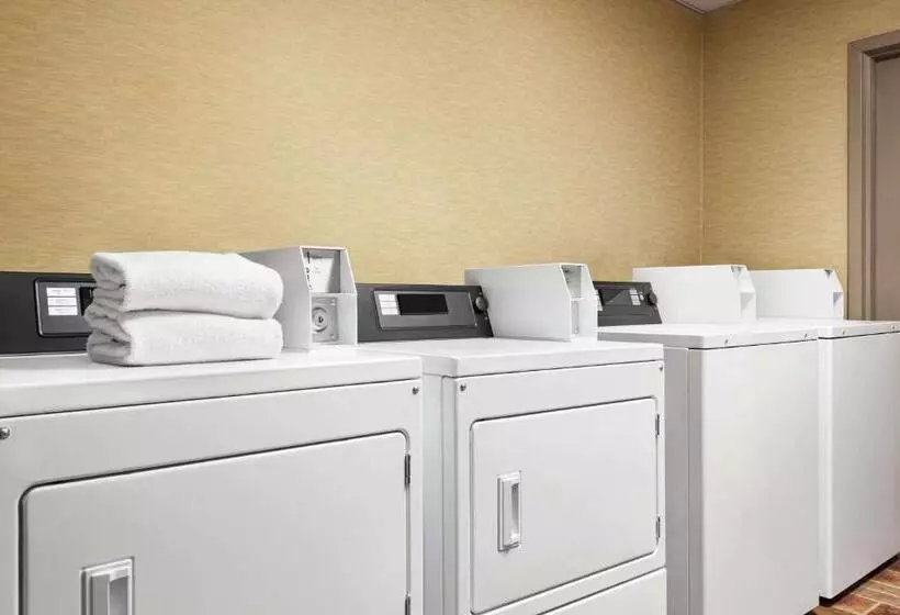 Hotelli Wyndham Garden Totowa