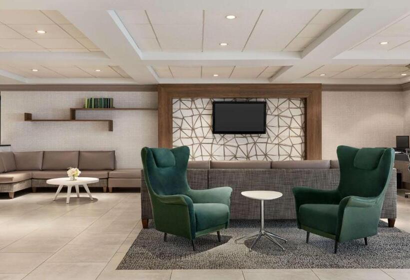 בית מלון כפרי Wyndham Garden Totowa