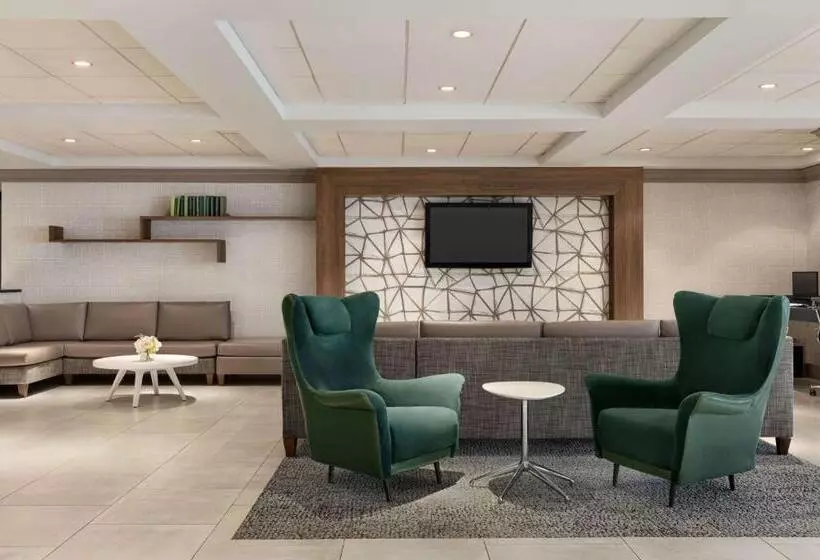 Hotelli Wyndham Garden Totowa