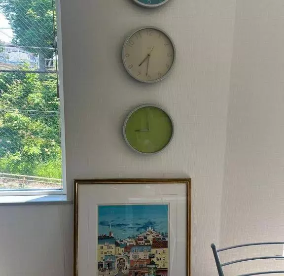 پانسیون Art.paradigm