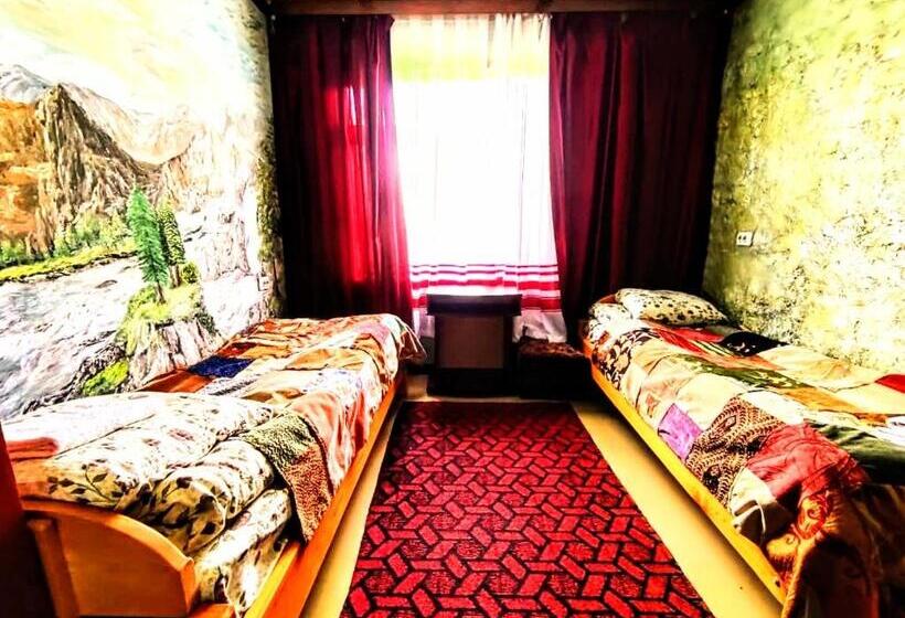 پانسیون Laila Guest House