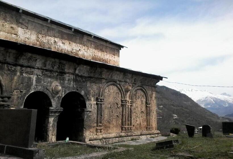 پانسیون Laila Guest House