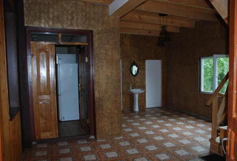 پانسیون Laila Guest House