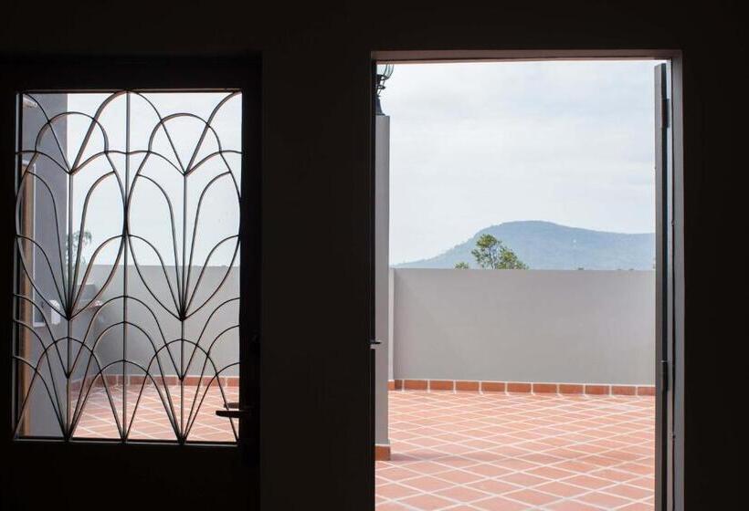 Pensión Twin Home Guesthouse