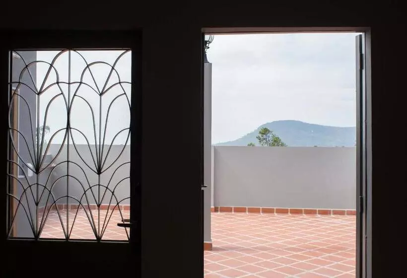 پانسیون Twin Home Guesthouse