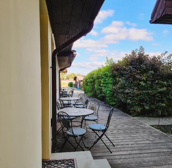 پانسیون Viesu Nams Kāpsargi