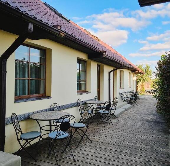 پانسیون Viesu Nams Kāpsargi