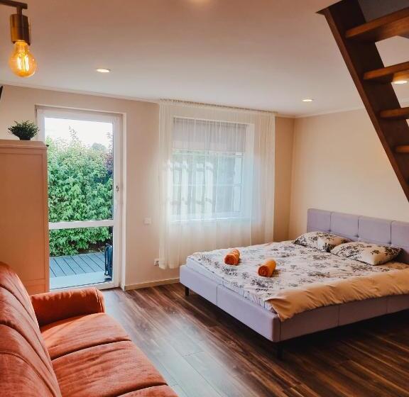 پانسیون Viesu Nams Kāpsargi