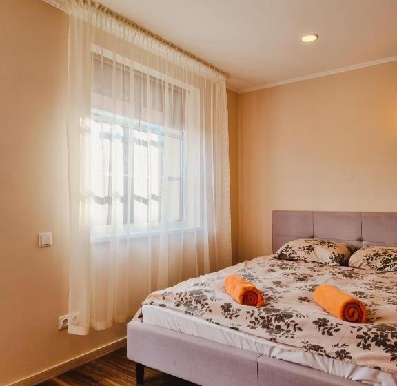 پانسیون Viesu Nams Kāpsargi