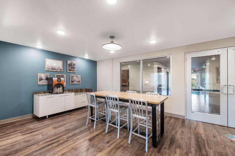 Extended Stay America Suites  Philadelphia  Plymouth Meeting  West