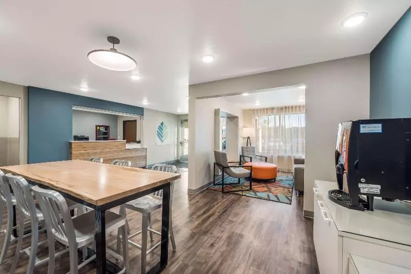 Extended Stay America Suites  Philadelphia  Plymouth Meeting  West