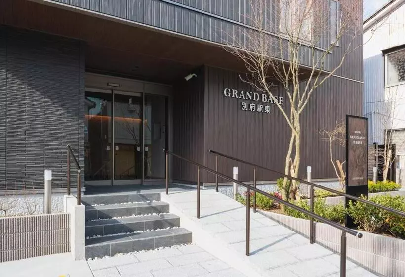 Grand Base Beppu Ekihigashi