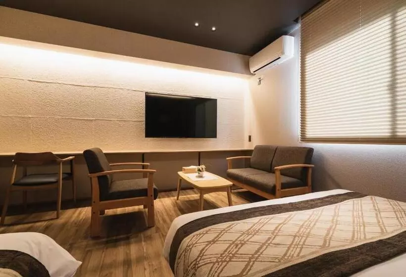 Grand Base Beppu Ekihigashi