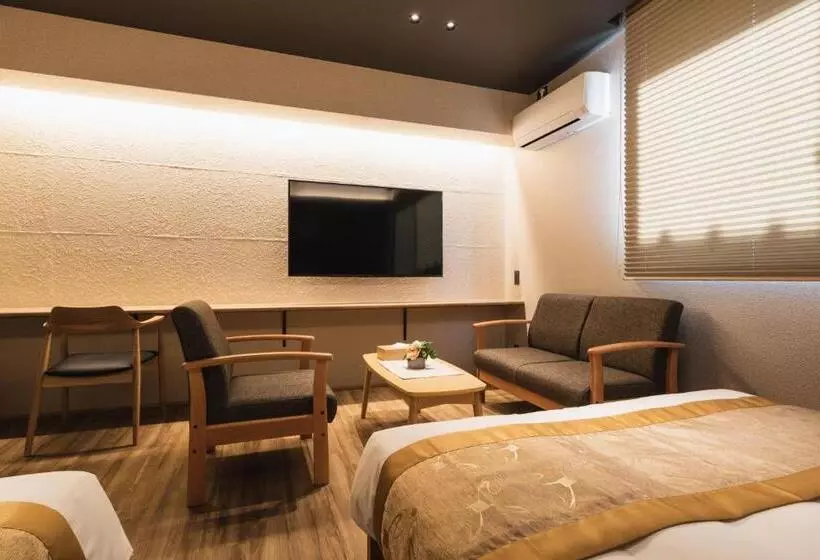 Grand Base Beppu Ekihigashi