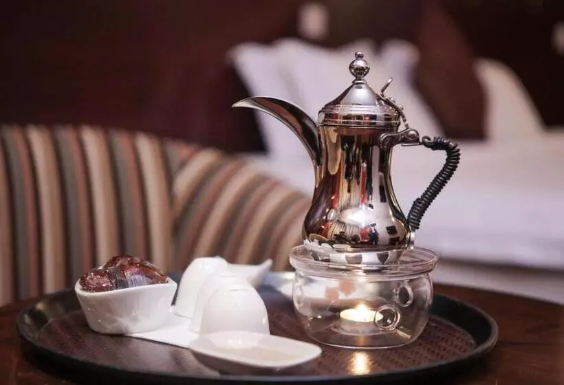 ホテル Al Mansour Grand