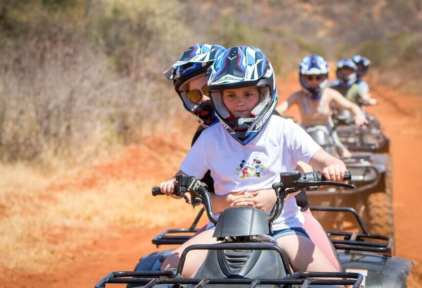 Отель Sundown Country Estate