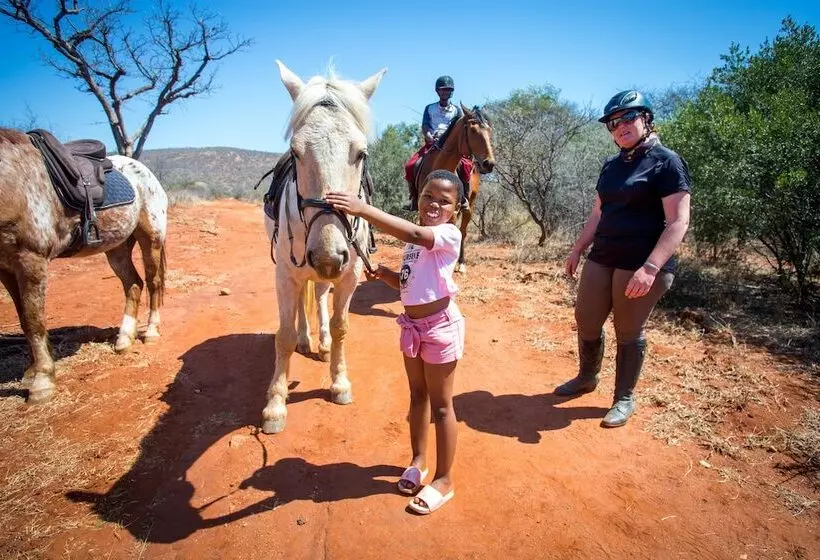 Hotelli Sundown Country Estate