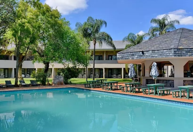 Hotelli Sundown Country Estate