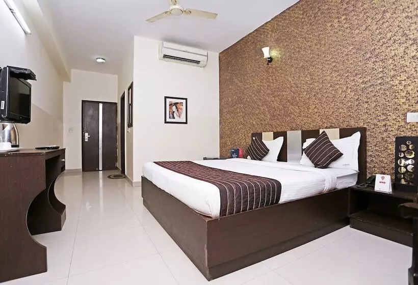 ホテル Airport Inn Near Delhi Airport