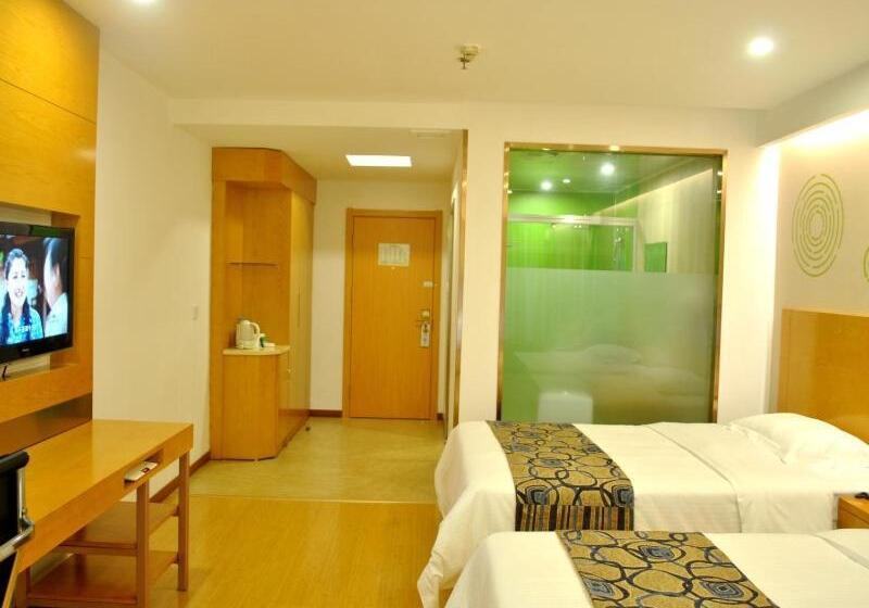 Hotelli Greentree Inn Chizhou High Speed Railway Station