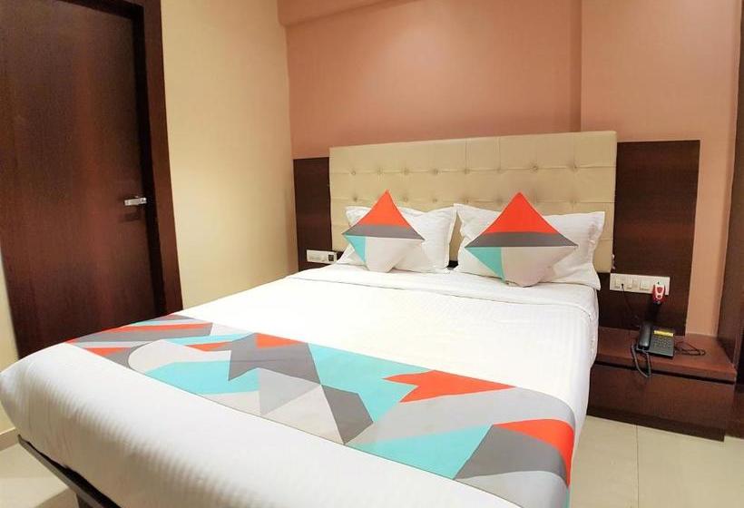Hotel Hexa Malad Suite