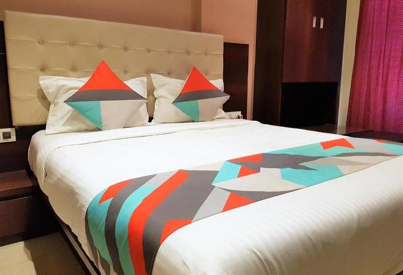 Hotel Hexa Malad Suite