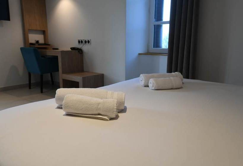 בית מלון כפרי Du Cros D Auzon