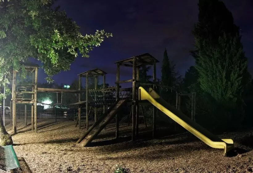 Hotelli Du Cros D Auzon