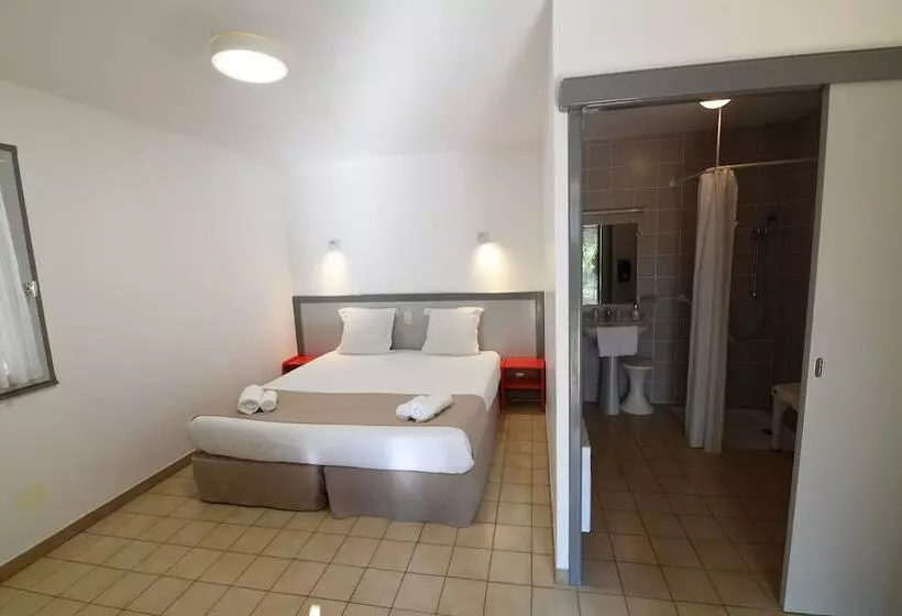 Hotelli Du Cros D Auzon