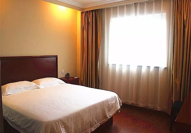 Hotelli Greentree Inn Shanghai Meilan Lake Hutai Road Express