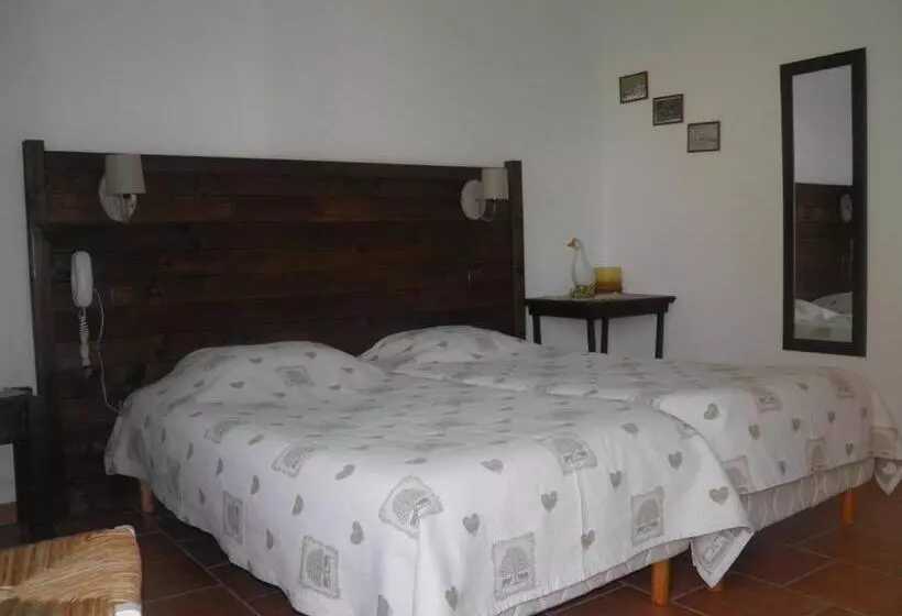 Hotelli La Ferme Des 3 Maillets