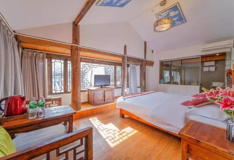 Majatalo Lewo Guest House