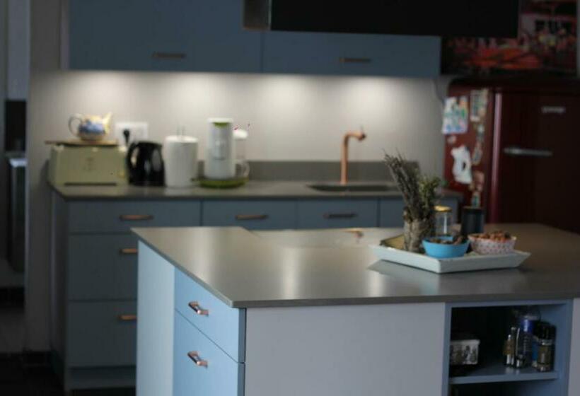 פנסיון L Auberge Meilhannaise