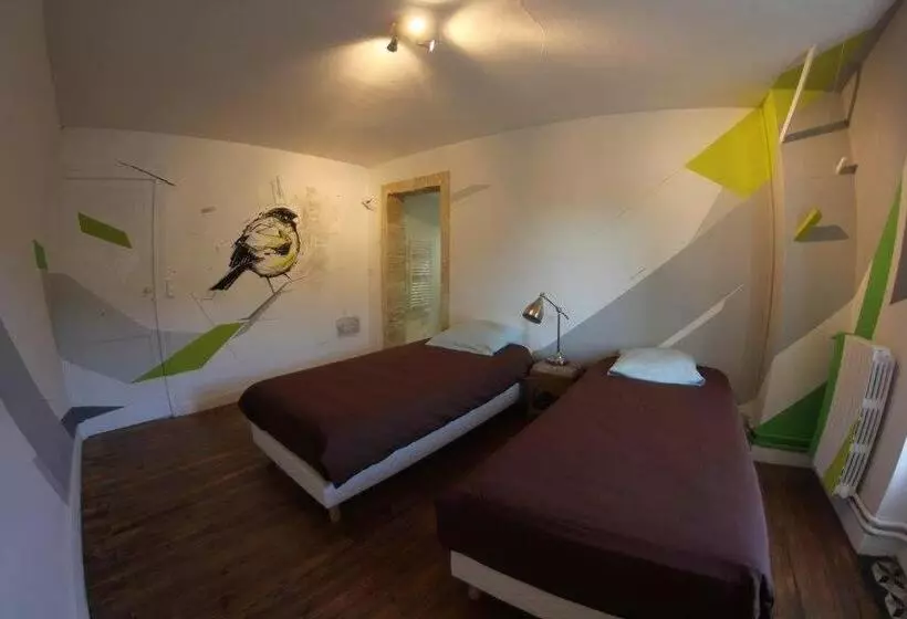 ペンション L Auberge Meilhannaise