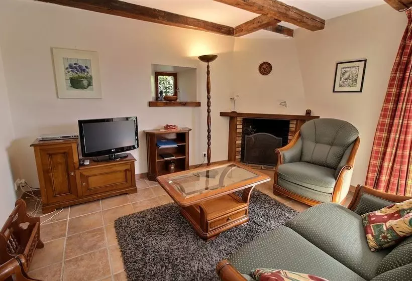 Gîte Le Suroit Proche De Dinan