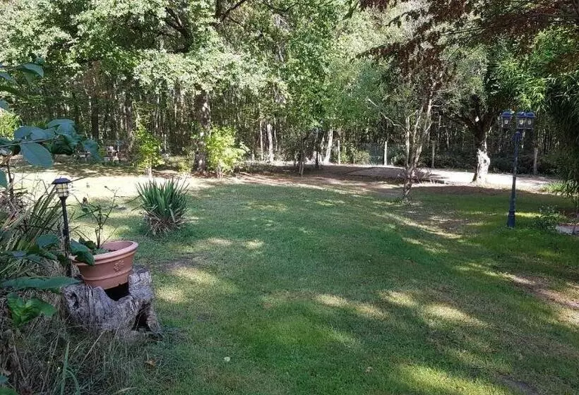 Majatalo Domaine De Sahil