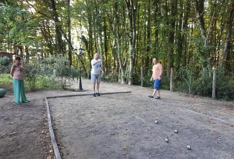 Majatalo Domaine De Sahil