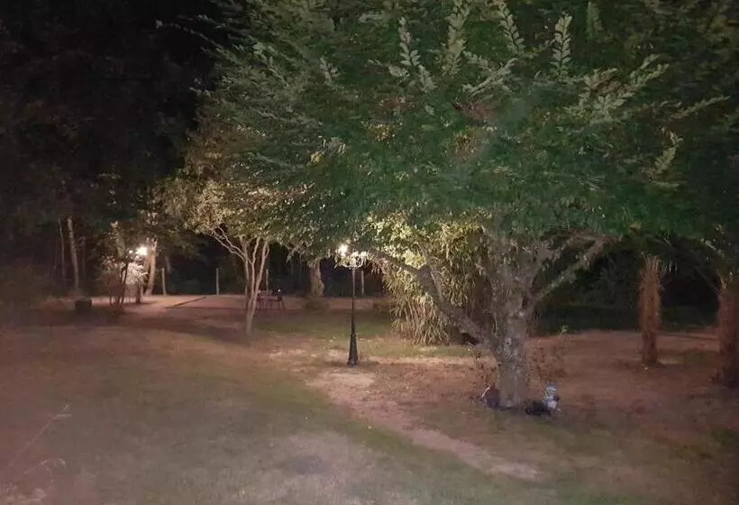 Majatalo Domaine De Sahil